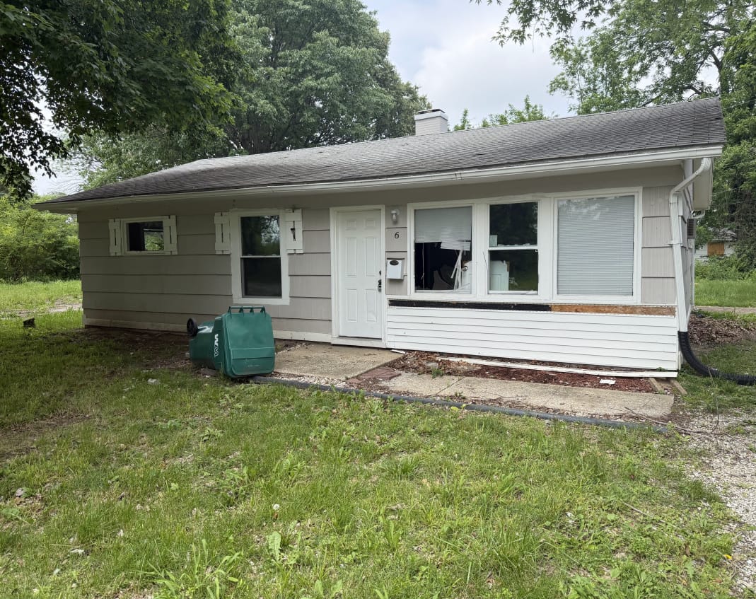 731 St Norbert Dr, Cahokia, IL -- exterior view